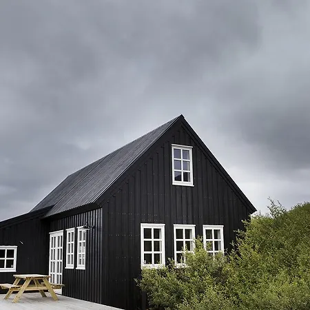 Black Timber House Borgarnes Exterior photo