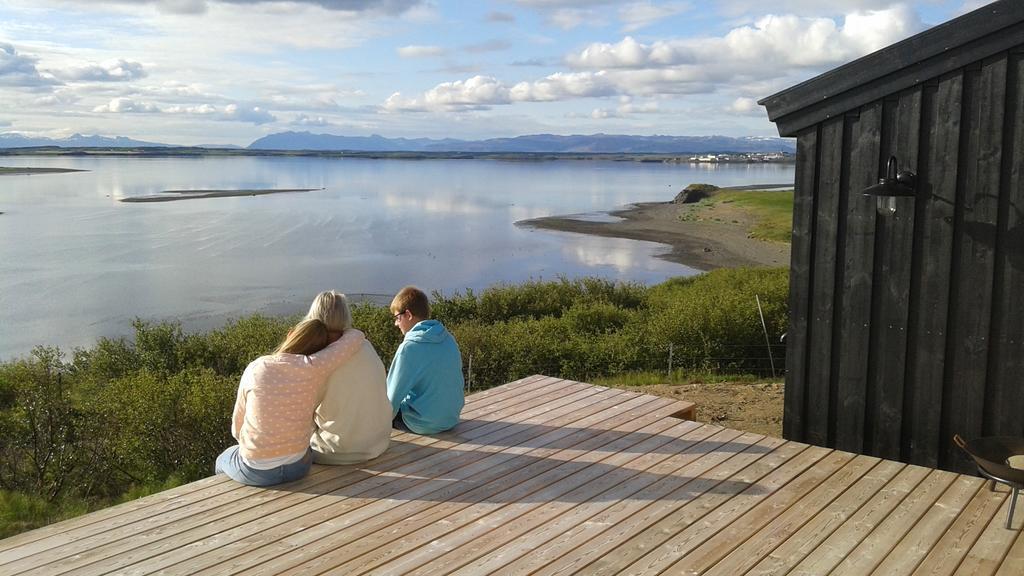 Black Timber House Holiday home Borgarnes